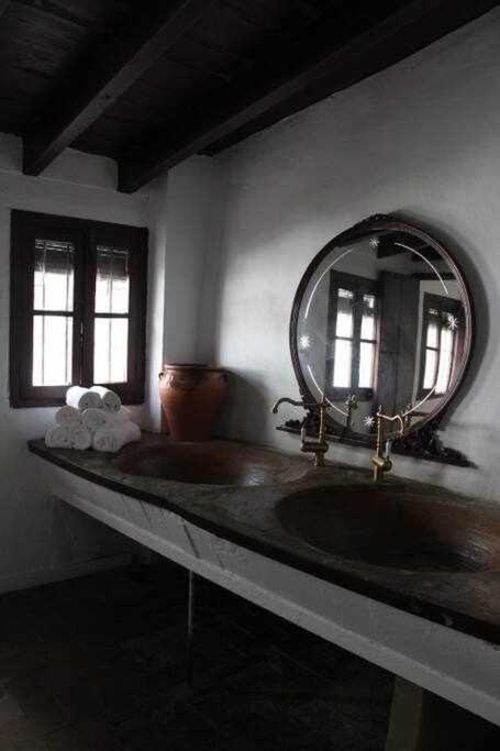 Casa Palacio Del Siglo XVIII En Centro Sevilla 外观 照片